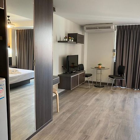 Jomtien Longstay Hotel - Sha Plus Certified Extérieur photo