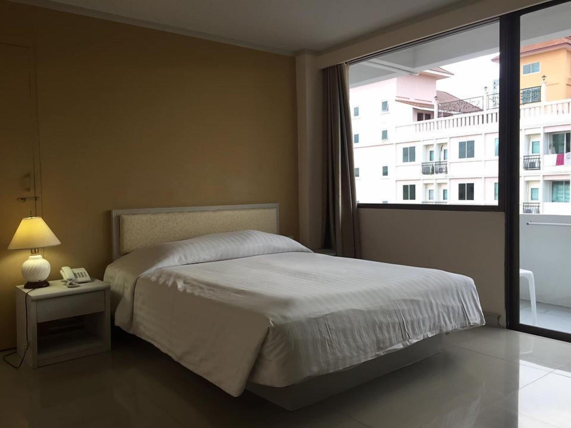 Jomtien Longstay Hotel - Sha Plus Certified Extérieur photo